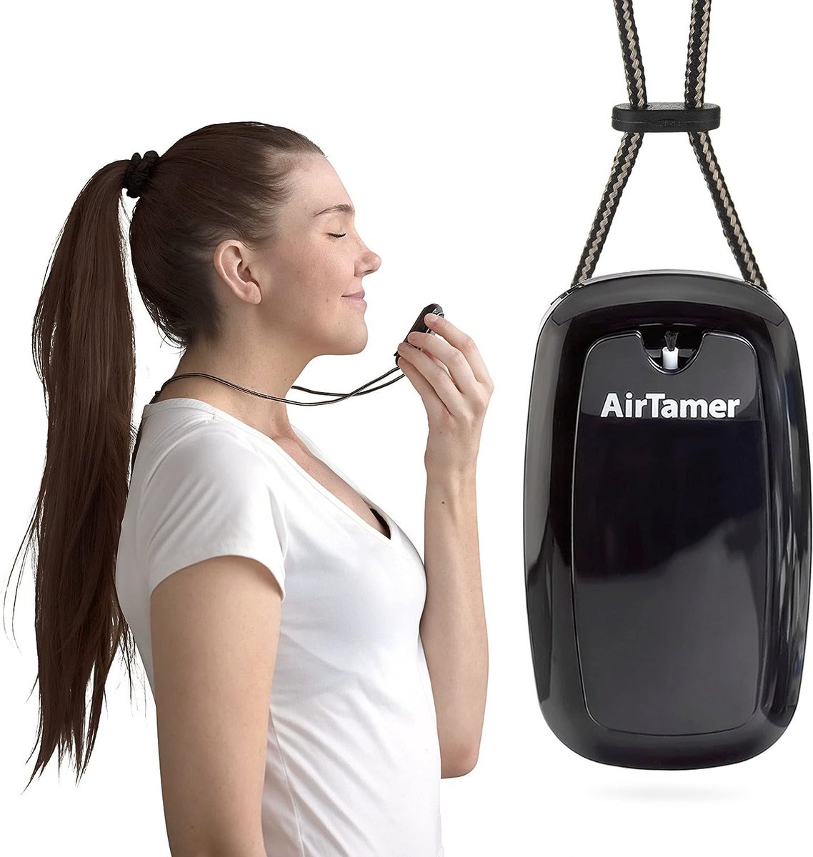 AirTamer, A315, Geavanceerde accu oplaadbare luchtzuiveraar, draagbaar, ionisator luchtreiniger, effectief tegen ziektekiemen / virus / allergenen, zwart leren reistasje (0680583031501)